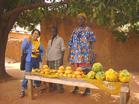 Nao with mango family